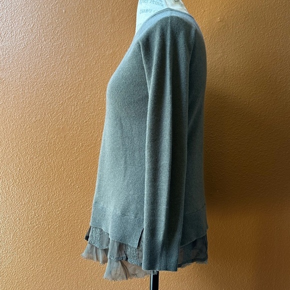 Garnet Hill Olive Green Shirttail Cashmere Sweater Size XS New Without Tag! - Picture 4 of 8